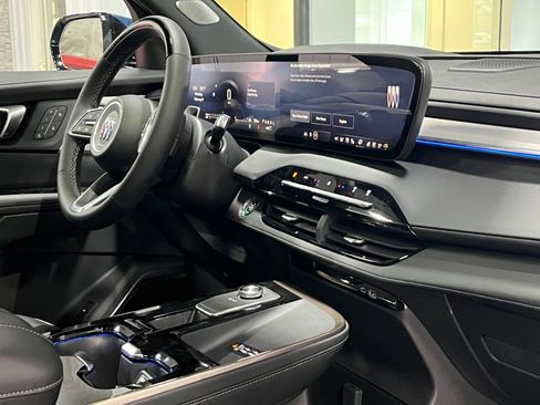 New 2026 Buick Enclave Avenir w/ Super Cruise Package image 10