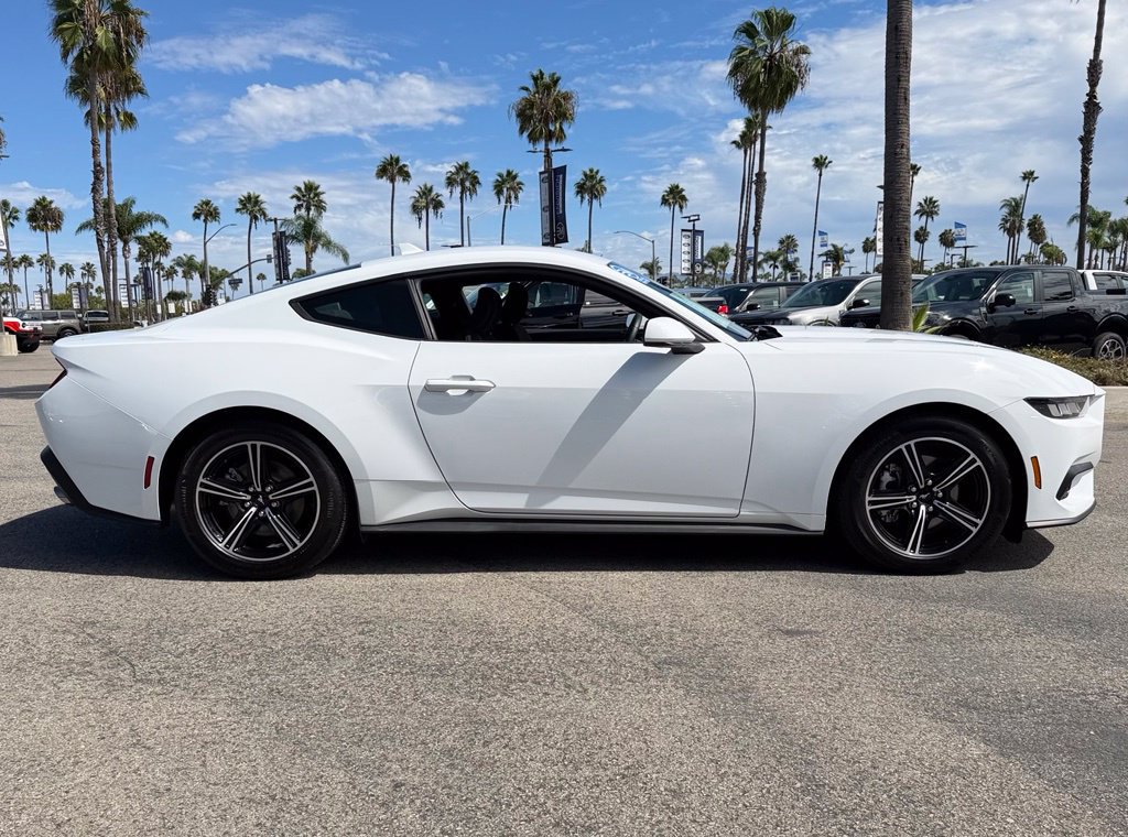 Certified 2025 Ford Mustang Coupe RWD image 9