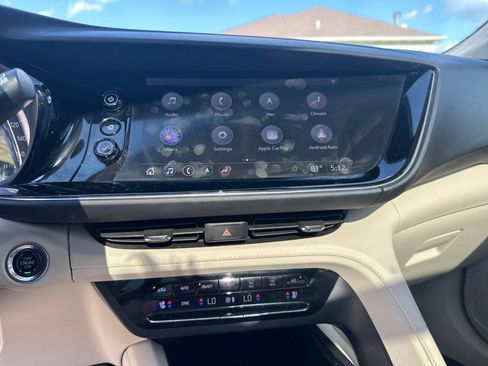 Used 2021 Buick Envision Avenir w/ Technology Package II AWD/4WD image 38