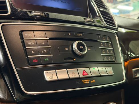 Used 2019 Mercedes-Benz GLS 450 4MATIC image 18
