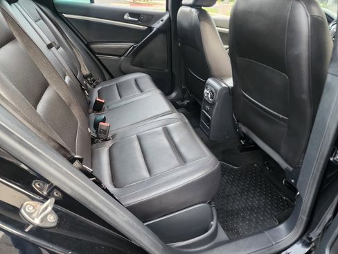 Used 2016 Volkswagen Tiguan R-Line FWD image 18