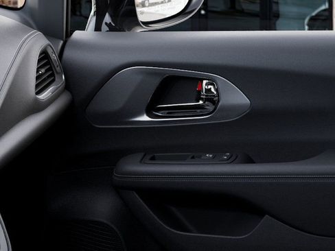 New 2026 Chrysler Pacifica Select image 25