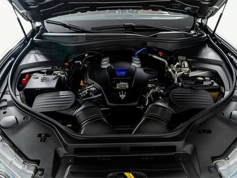 Used 2022 Maserati Levante Modena image 56