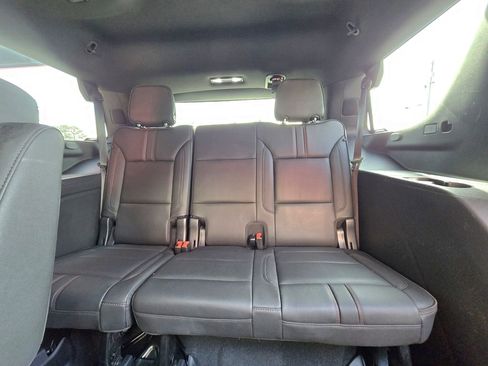 Used 2021 Chevrolet Tahoe RST image 18