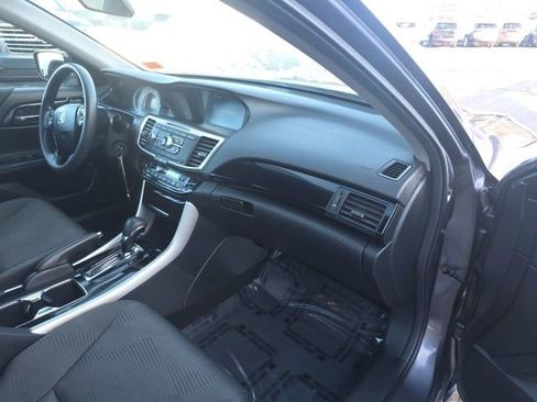 Used 2016 Honda Accord LX image 8