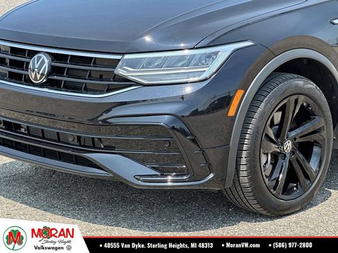 Certified 2024 Volkswagen Tiguan SE R-Line FWD image 8