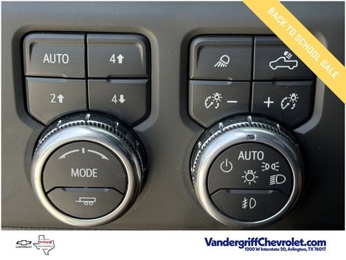 Used 2025 GMC Sierra 2500 AT4 AWD/4WD image 21