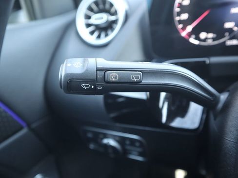 Certified 2025 Mercedes-Benz GLA 250 image 21