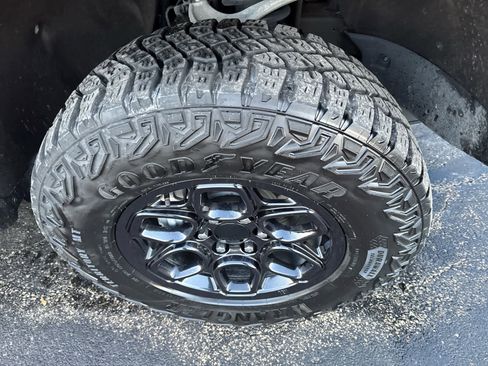 Used 2024 Chevrolet Silverado 1500 ZR2 w/ ZR2 Bison Edition image 14