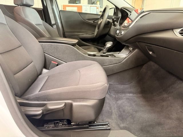 Used 2024 Chevrolet Malibu LT FWD image 26