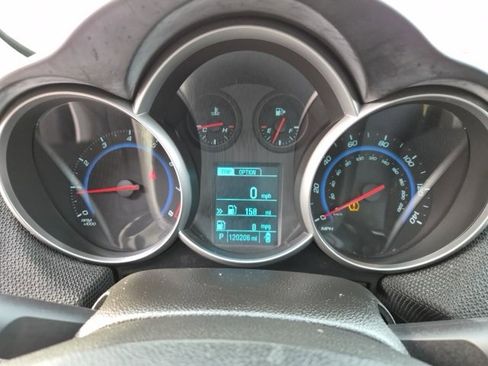 Used 2016 Chevrolet Cruze LT w/ Technology Package image 20