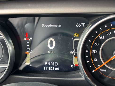 Used 2020 Jeep Wrangler Sport AWD/4WD image 12