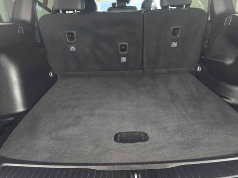 Used 2024 Jeep Grand Cherokee Altitude image 15