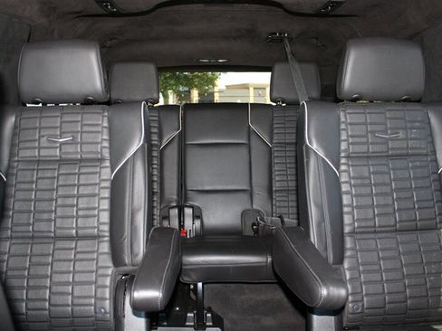 Used 2022 Cadillac Escalade ESV Sport Platinum AWD/4WD image 29