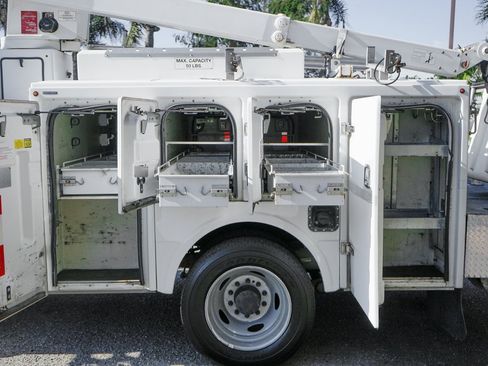 Used 2012 Ford F550 2WD Regular Cab Super Duty w/ PWR Equipment Group image 6