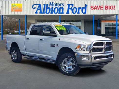 Used 2018 RAM 3500 SLT w/ Luxury Group image 1