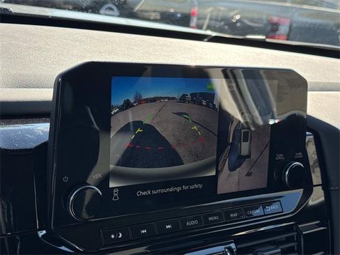 New 2025 Nissan Pathfinder SL image 30