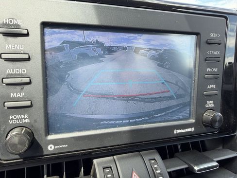 Used 2021 Toyota RAV4 XLE Premium FWD image 4