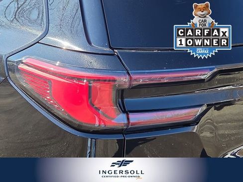 Used 2025 GMC Acadia Elevation w/ Elevation Premium Package image 13