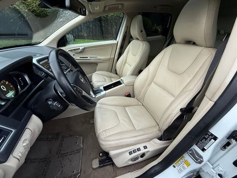 Used 2014 Volvo XC60 T6 image 11