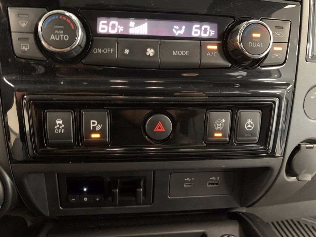 Used 2021 Nissan Titan PRO-4X w/ Pro-4x Convenience Package AWD/4WD image 26