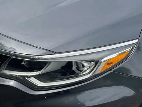 Used 2019 Kia Optima S w/ S Panoramic Sunroof Package FWD image 7