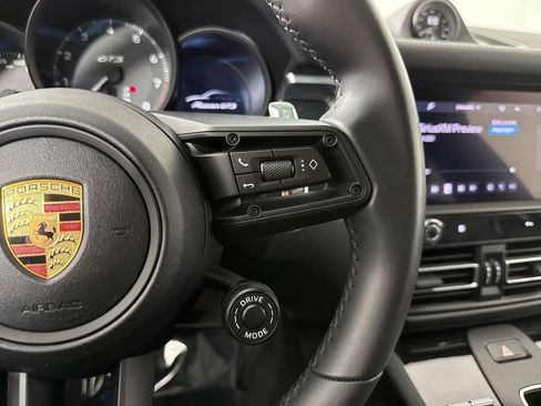 Certified 2022 Porsche Macan GTS image 39