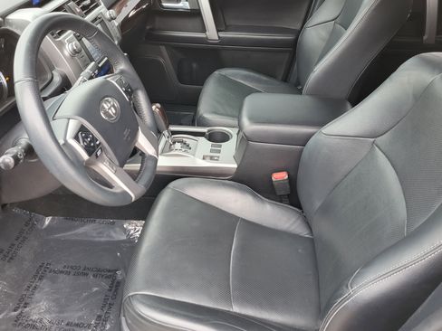 Used 2016 Toyota 4Runner Limited image 12