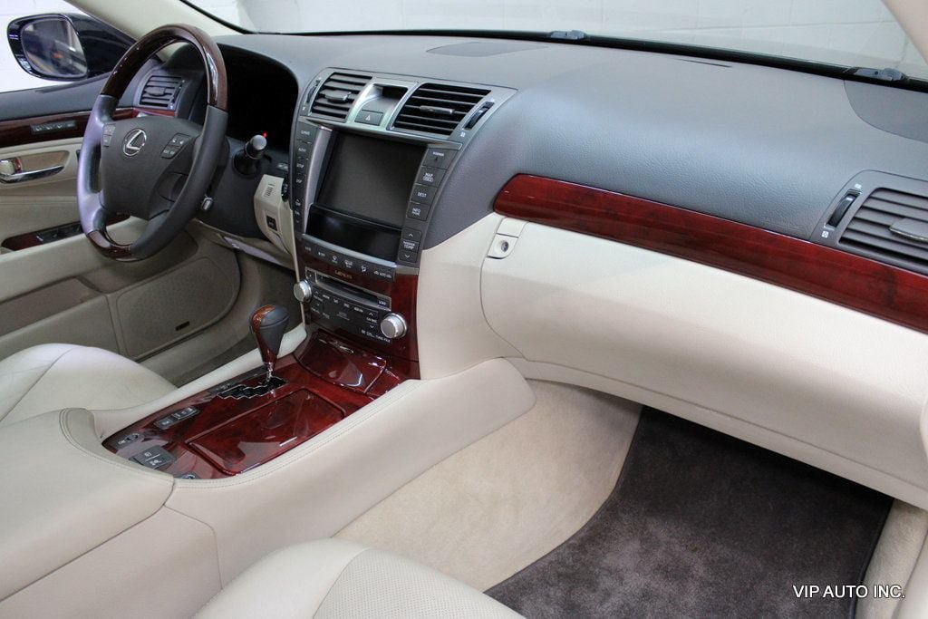 Used 2011 Lexus LS 460 L w/ Luxury Value Edition RWD image 15