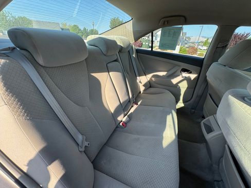 Used 2007 Toyota Camry LE FWD image 17