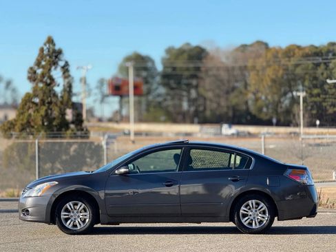 Used 2012 Nissan Altima 2.5 S w/ Convenience Pkg FWD image 8