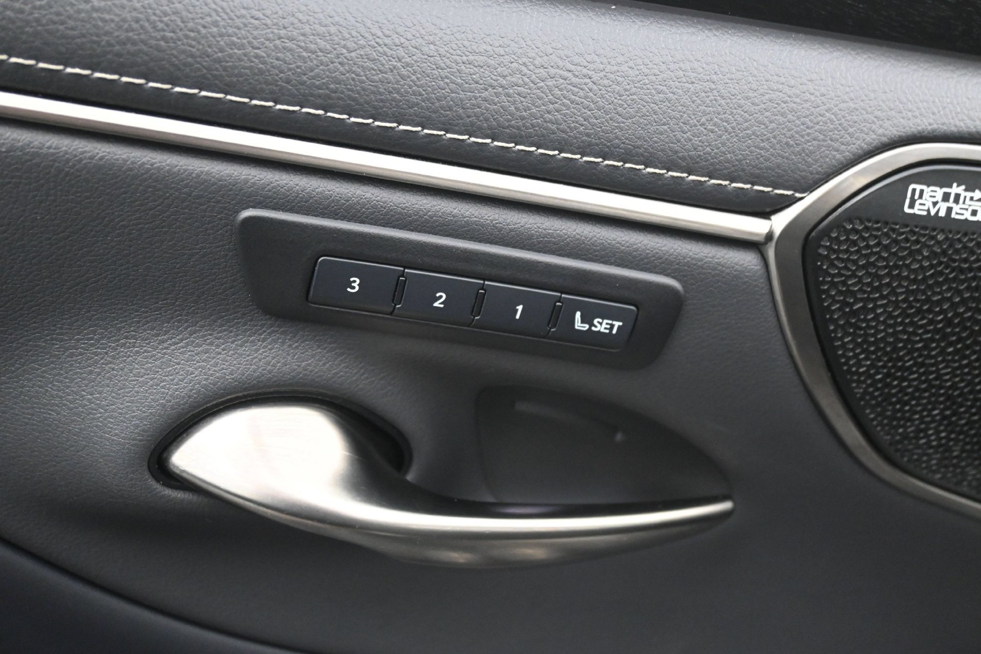 Used 2022 Lexus ES 350 Ultra Luxury FWD image 23