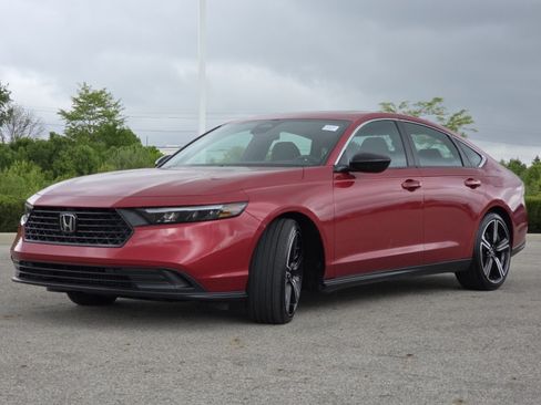 Used 2023 Honda Accord Sport image 14