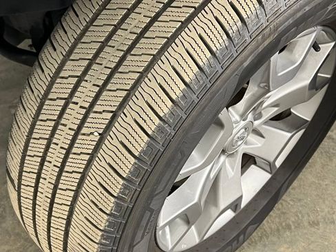 Used 2020 Nissan Frontier SV image 21