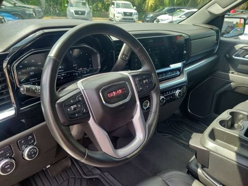 Used 2024 GMC Sierra 1500 SLT AWD/4WD image 19