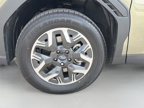 Used 2026 Subaru Forester Premium AWD/4WD image 41