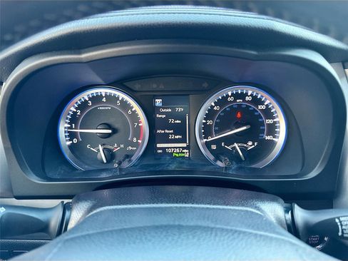 Used 2017 Toyota Highlander Limited Platinum image 12