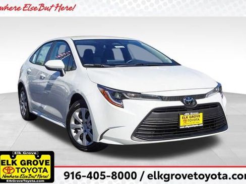New 2026 Toyota Corolla LE FWD image 1