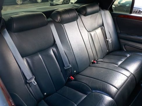 Used 2006 Cadillac DTS FWD image 27