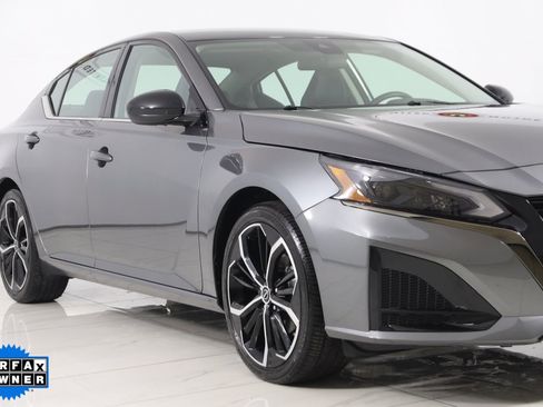 Used 2023 Nissan Altima 2.5 SR image 31