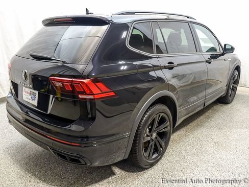 Used 2024 Volkswagen Tiguan SE R-Line w/ MDO Package, Three-Row image 9