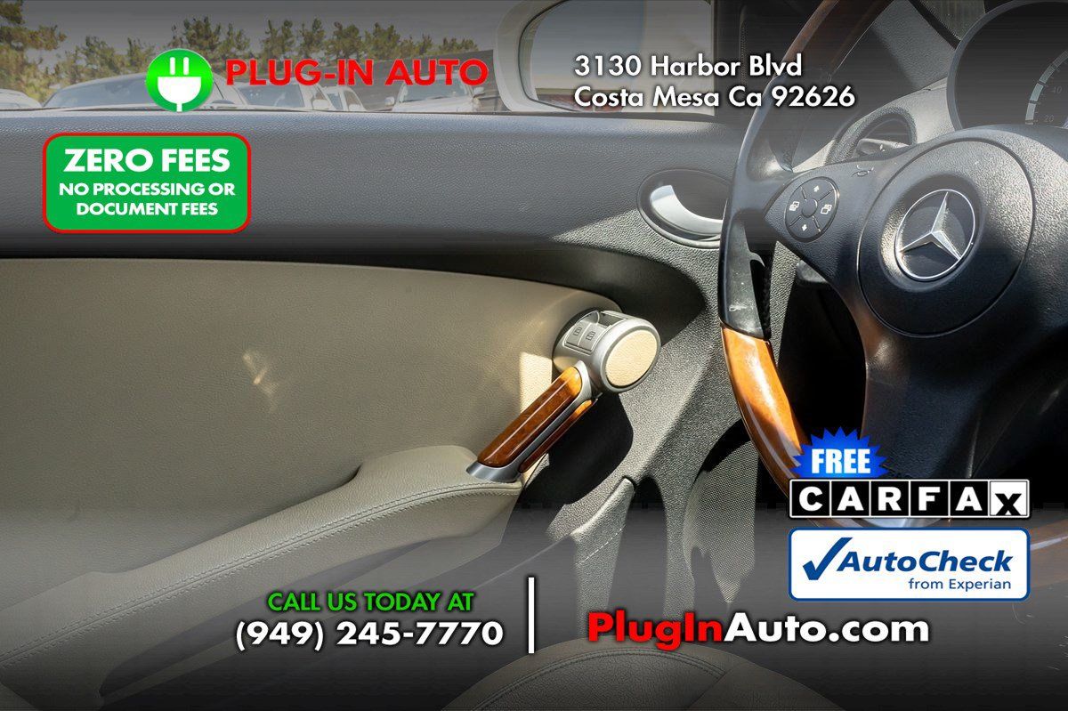 Used 2011 Mercedes-Benz SLK 300 image 15