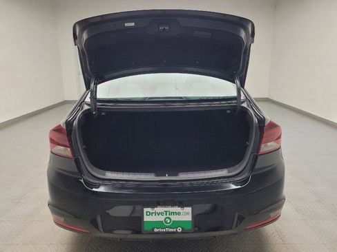 Used 2020 Hyundai Elantra Value Edition w/ Winter Weather Package FWD image 29