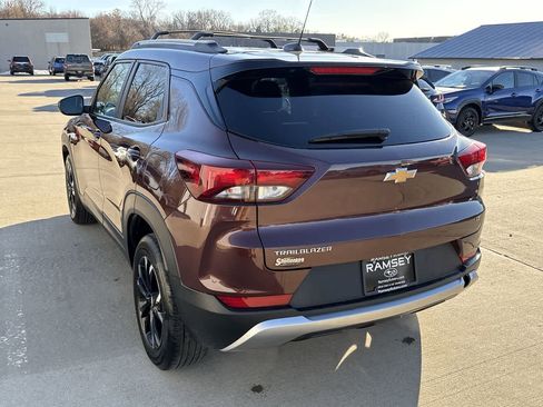 Used 2023 Chevrolet TrailBlazer LT w/ Convenience Package image 4