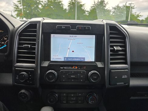 Used 2020 Ford F150 XLT w/ Equipment Group 302A Luxury AWD/4WD image 10