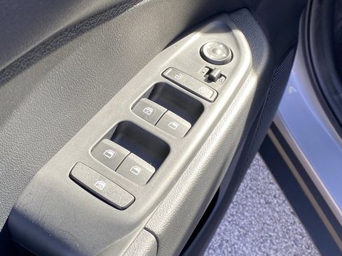 New 2026 Hyundai Venue SEL image 12