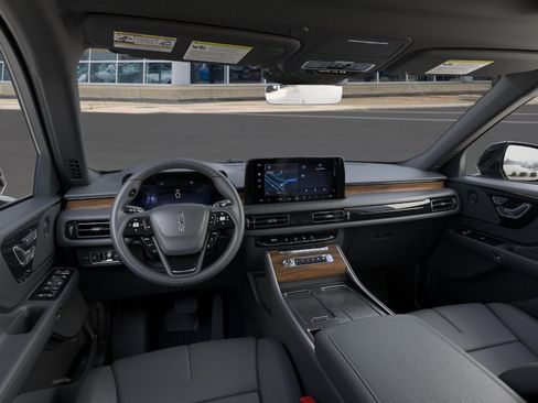 New 2026 Lincoln Aviator Reserve w/ Jet Appearance Package AWD/4WD image 9