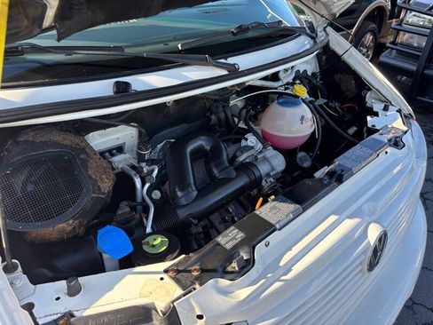 Used 2000 Volkswagen Eurovan MV image 34