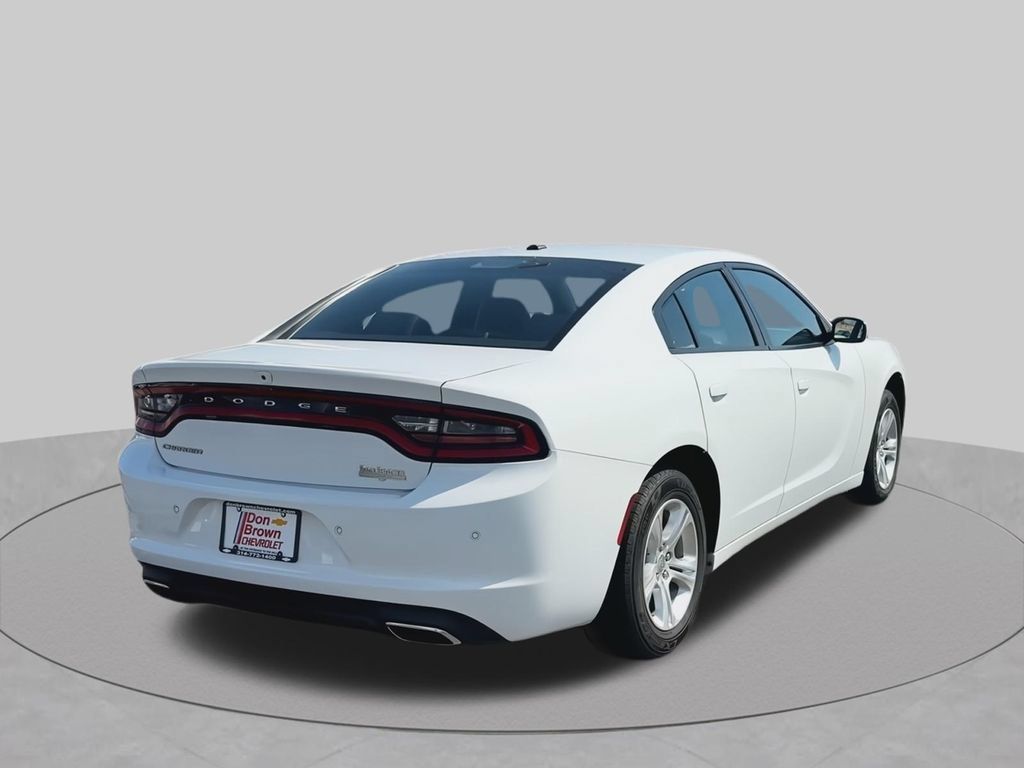 Used 2021 Dodge Charger SXT w/ Leather Interior Group RWD image 10