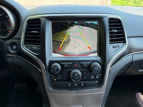 Used 2015 Jeep Grand Cherokee Limited AWD/4WD image 14